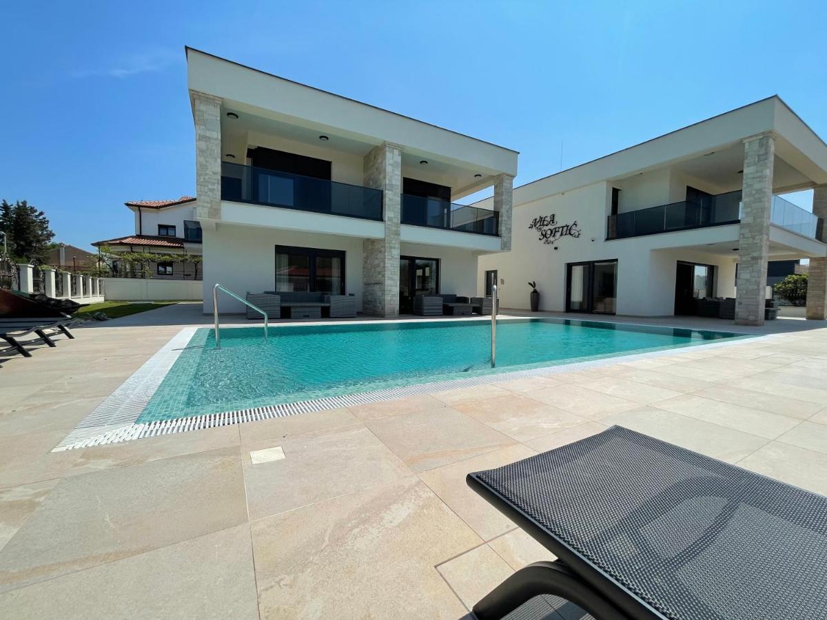 Vila Softic Azra Умаг Екстериор снимка